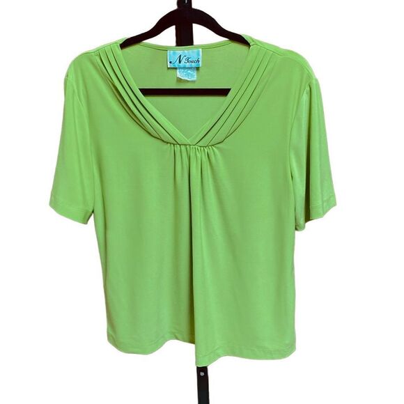 N Touch Green V Neck Blouse Size Large - Picture 1 of 5